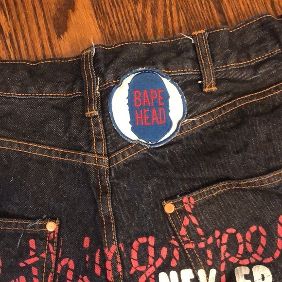 BATHING Ape Jeans - Picture 3 of 11